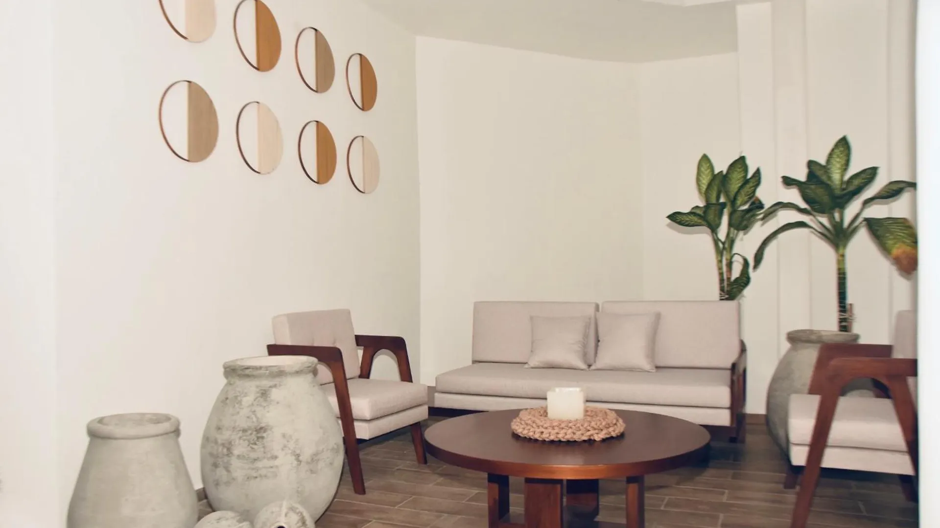 Modern Apartment In Playa Del Carmen location