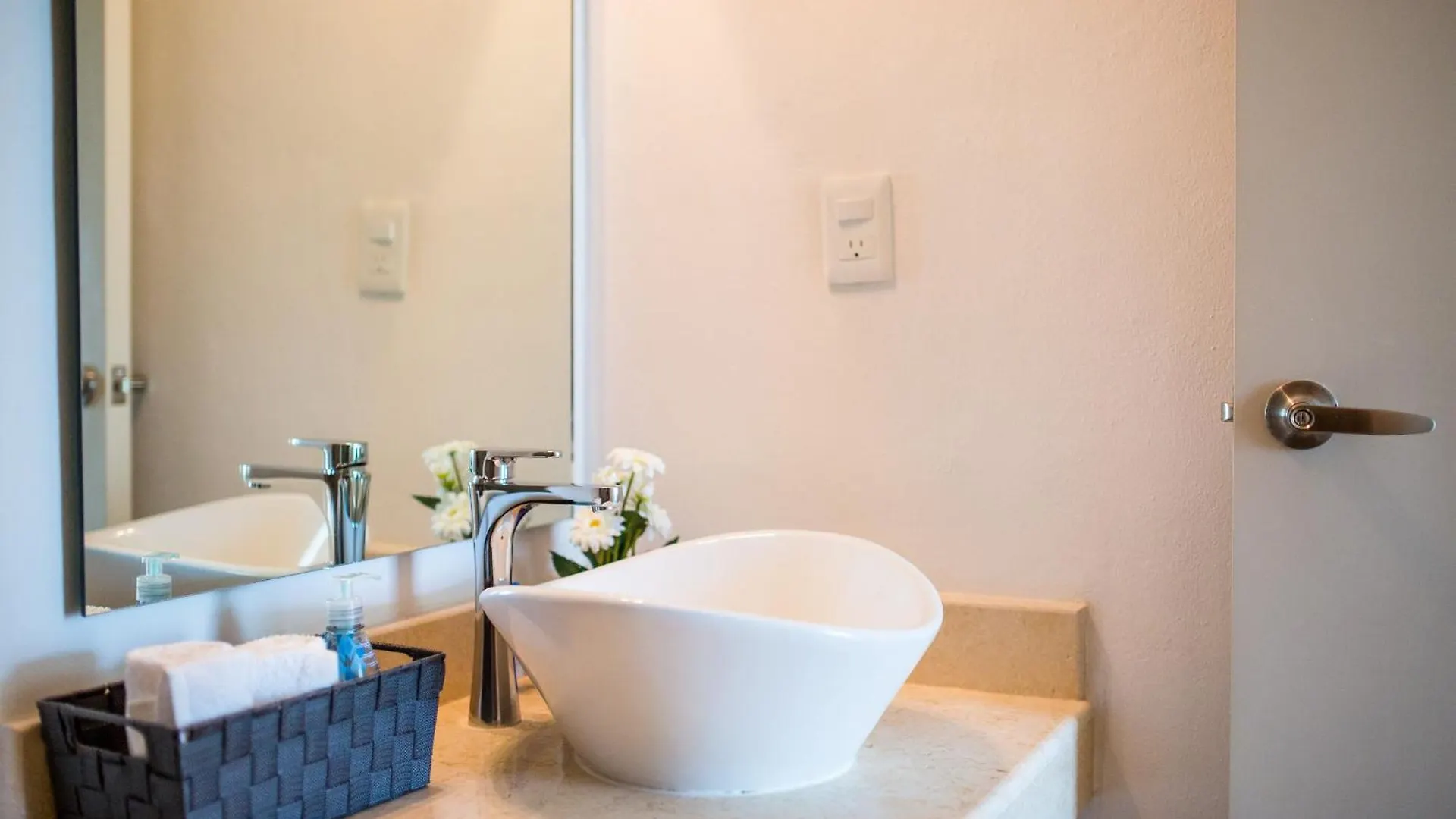 Modern Apartment In Playa Del Carmen 0*,